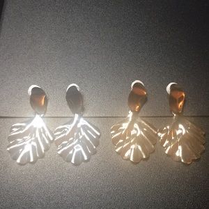 Gold Tone or Silver Tone Earrings